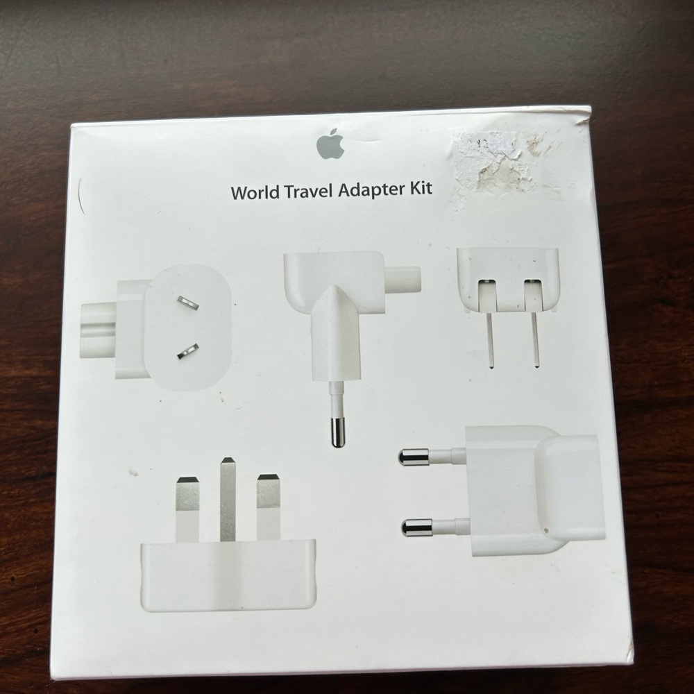 World travel adapter kit for Apple.